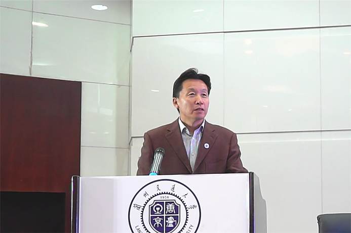 http://www.lzjtu.edu.cn/__local/4/FC/AF/F27473C59E2B228AE692E468DDB_72888C0E_AD69.png