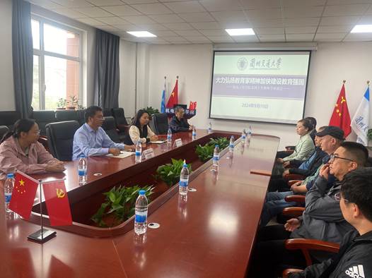 机电工程学院举行第40个教师节座谈会