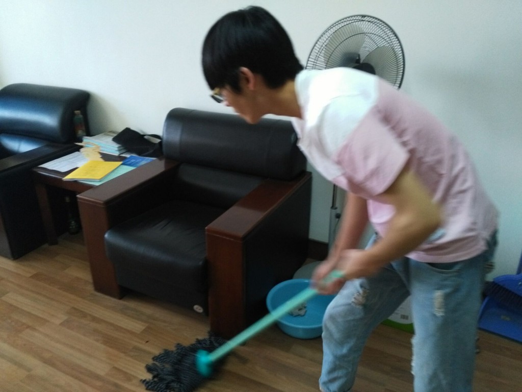 23A601D9C45FBD567B7E938FED5B97CA